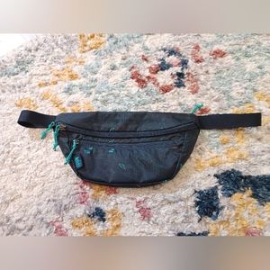 REI Unisex Navy and Turquoise Fanny Pack